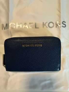 Michael Kors Dark Blue Pebbled Zip-Around Card Wallet with Gold Logo LNC